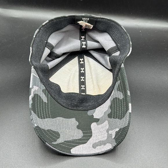Men’s Under Armour Fitted Camo Hat - Picture 6 of 10